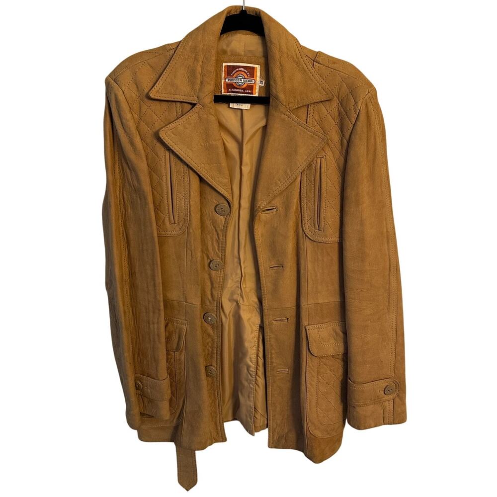 Vintage Pioneer Wear Tan Leather Jacket with Quilted Shoulders – Size 38